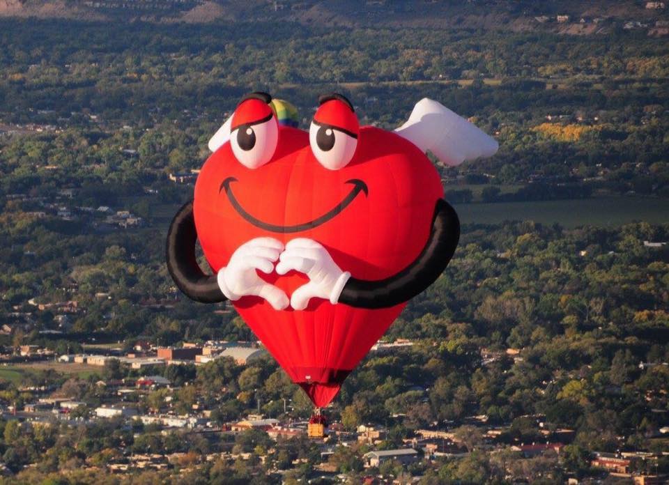 THE HOT BUSINESS OF BALLOON LOVE