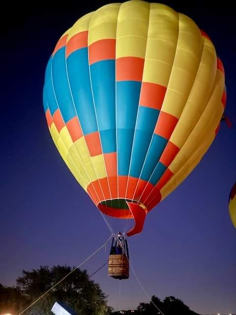 No Problemz hot air balloon owned by pilot Robert Snyder
