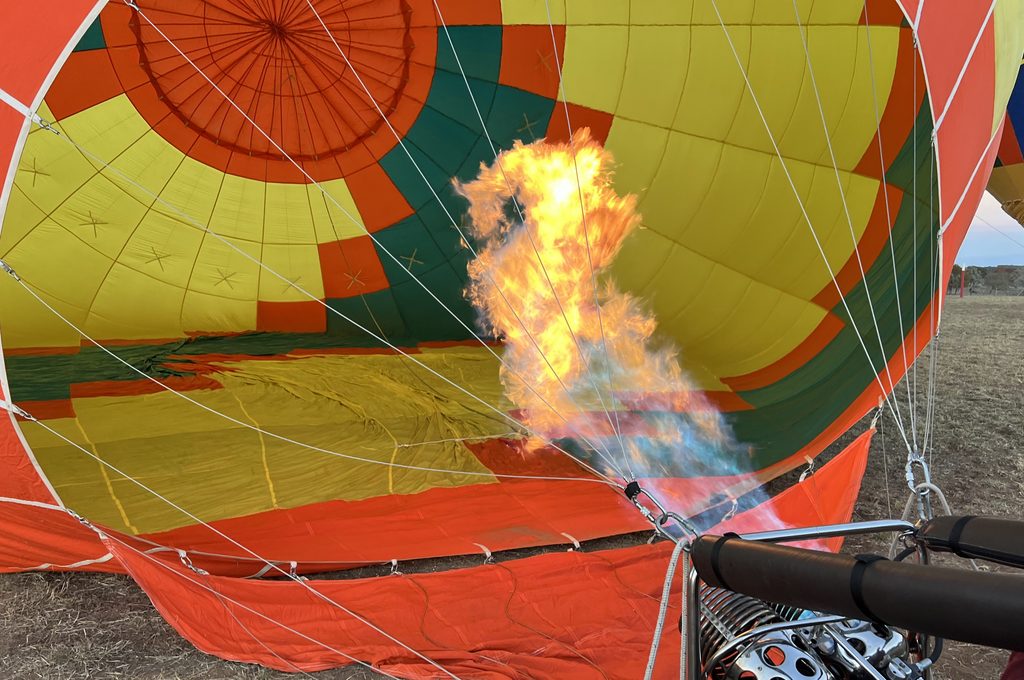 Rob Snyder, pilot of No Problemz hot air balloon